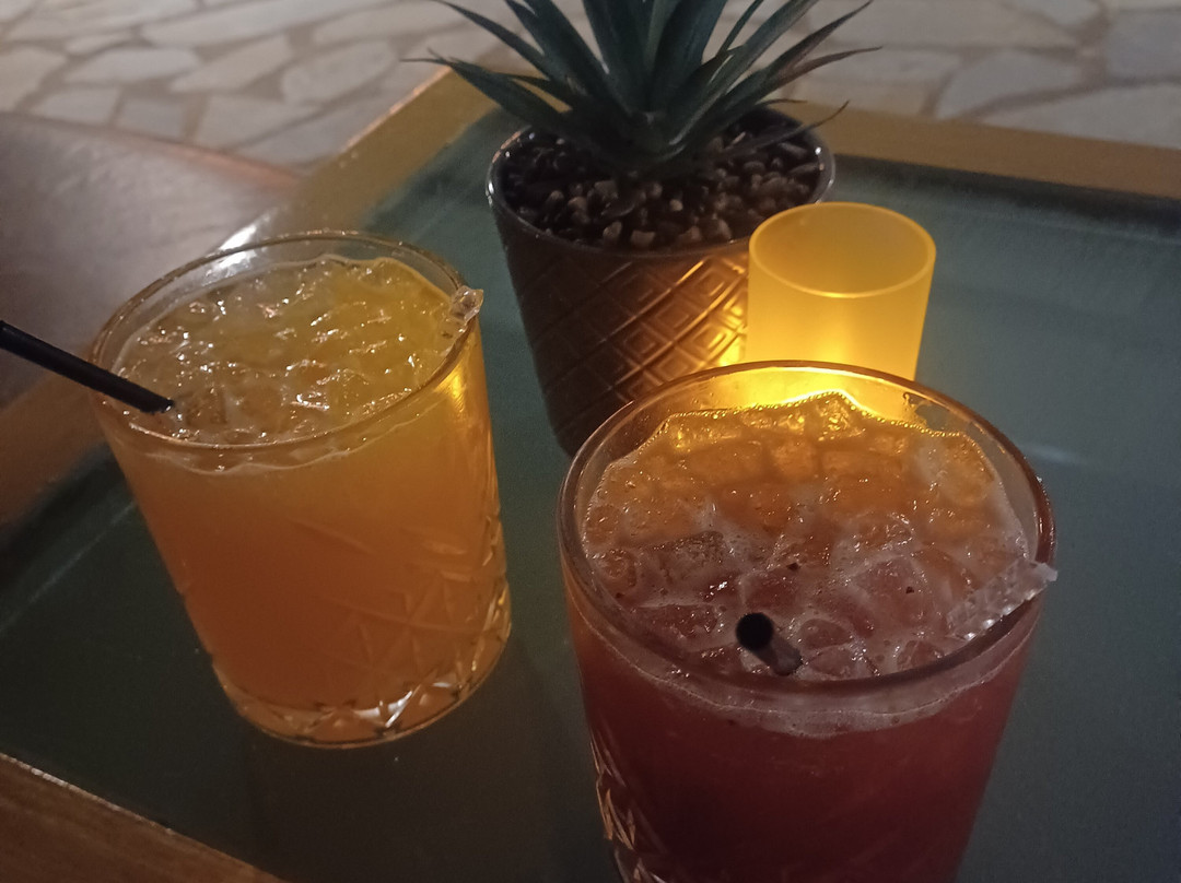 Iguana Pool Bar-Platanias必去景点