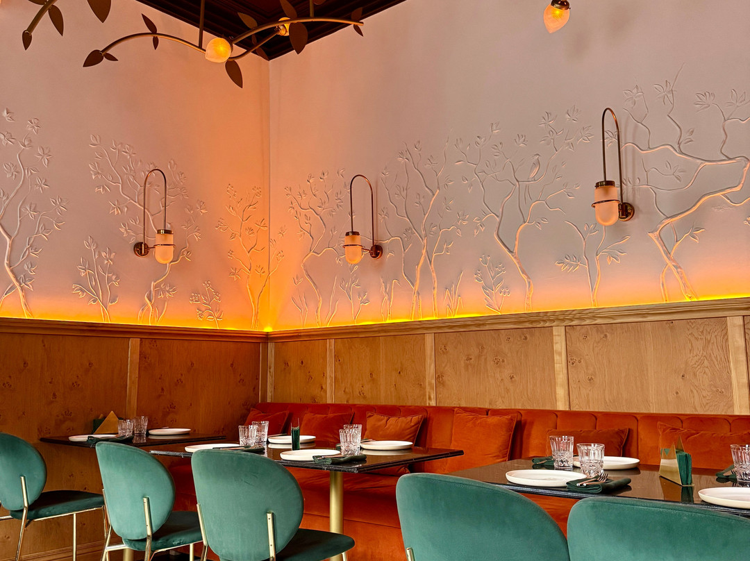 Dom De Marque Restaurant