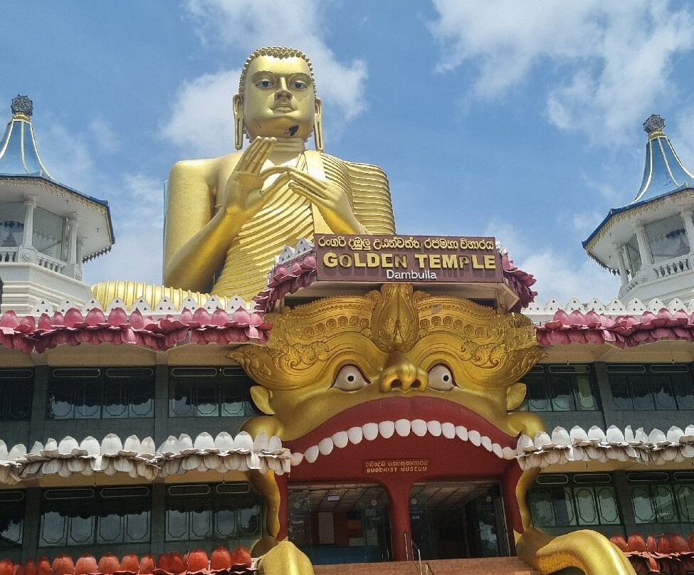 丹布拉石窟寺-丹布拉必去景点