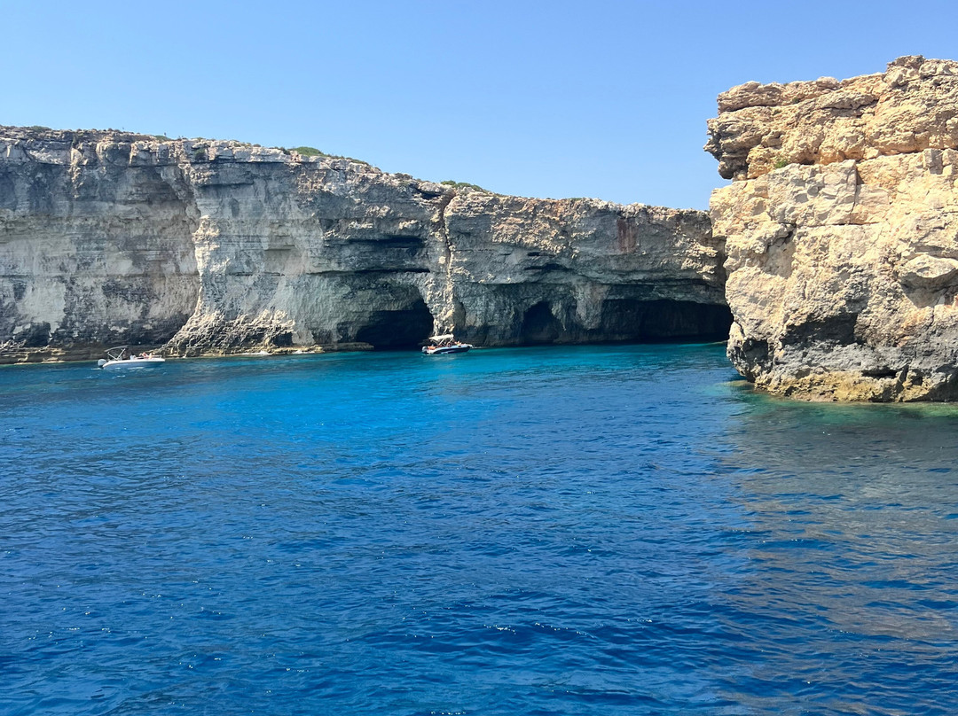 Atlantis Diving Center-Marsalforn必去景点