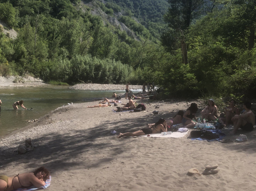 Spiaggia Di Marzabotto-Marzabotto必去景点