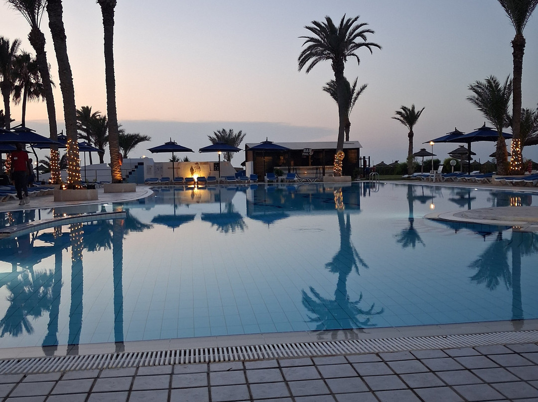 Hotel Al Jazira主图