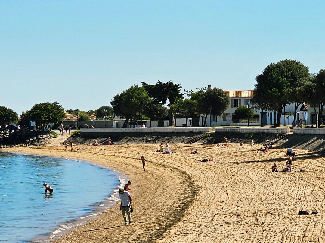 Plage de l'Arnerault-La Flotte必去景点