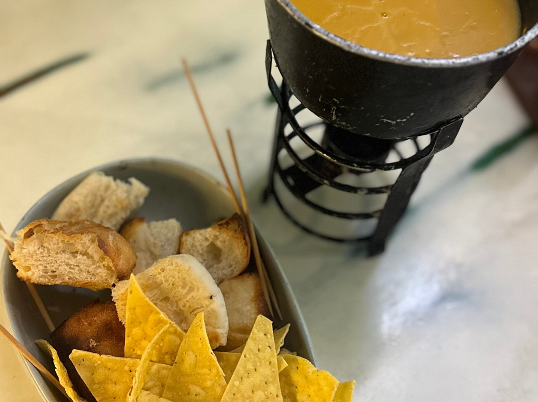 维茨沙拉南酒店, 塞恩主图