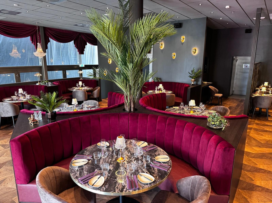 Applaus Restaurant & Lounge