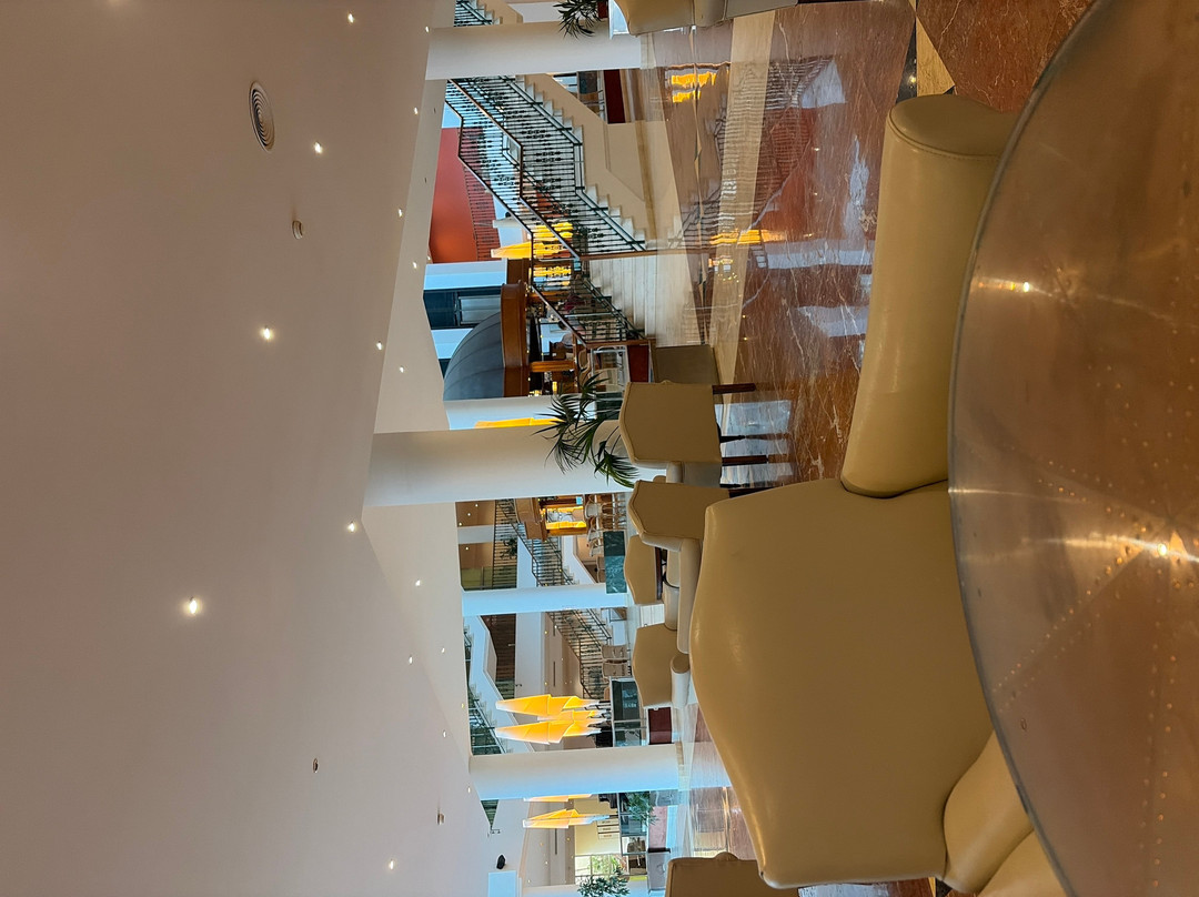 SBH宁静海岸宫殿酒店主图