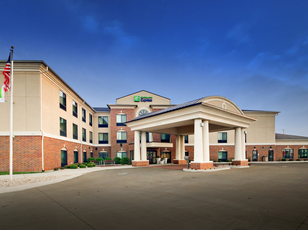 Holiday Inn Express & Suites Peru - LaSalle Area by IHG主图
