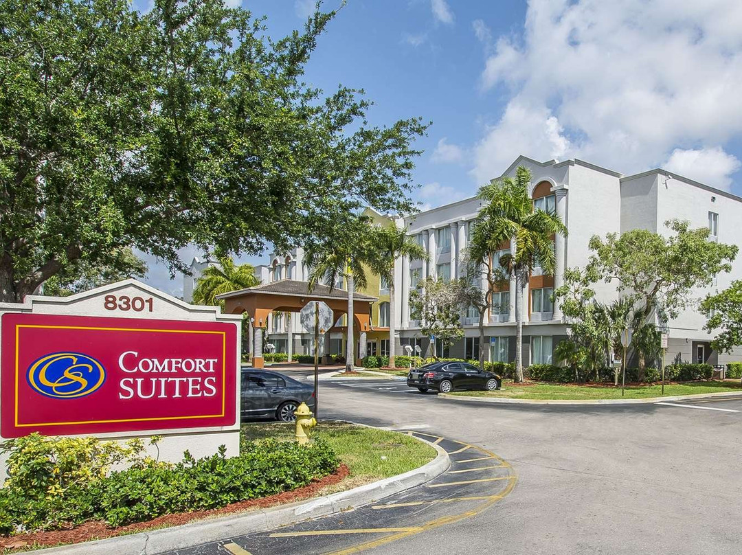 舒适套房索格拉斯酒店主图