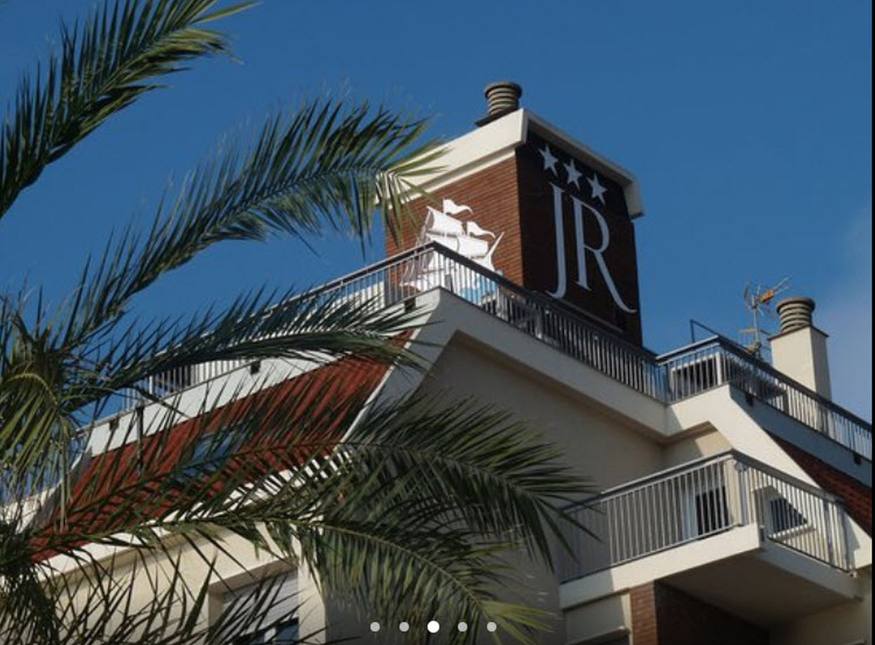 Hotel Jolly Roger-官方