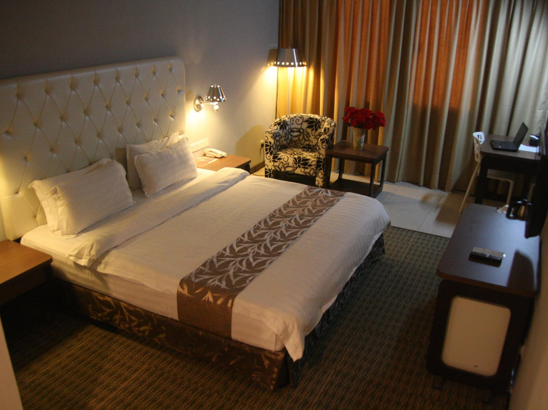 红土坎酒店住宿-Ritz Garden Hotel