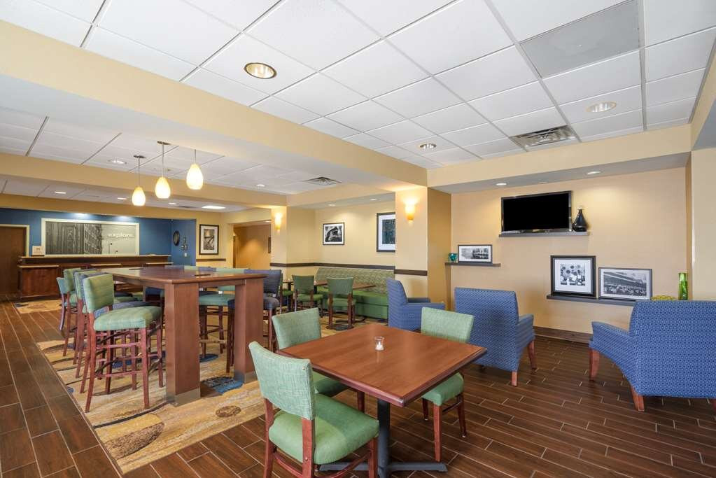 Hampton Inn Maysville主图