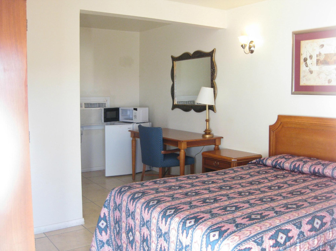 Route 66 Barstow Hotel