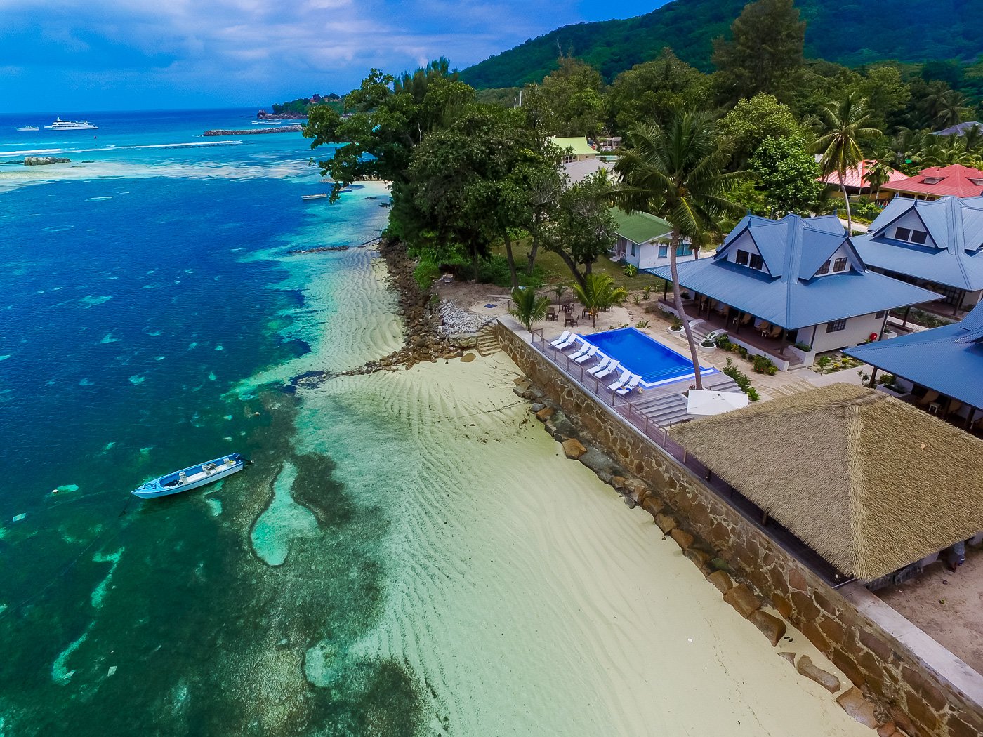 Le Nautique Waterfront Hotel La Digue-泳池