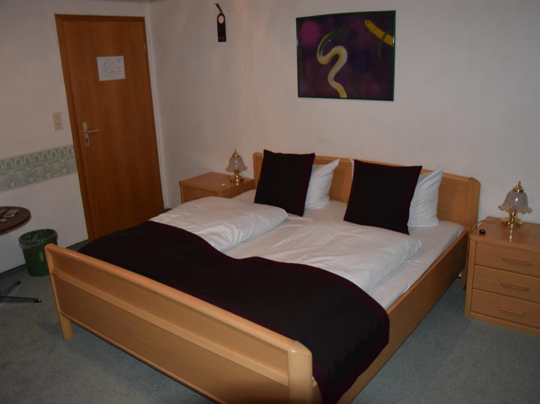 Ellenzer Goldbaumchen