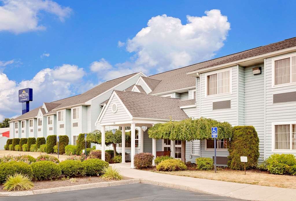 Microtel Inn & Suites by Wyndham Wellsville-官方