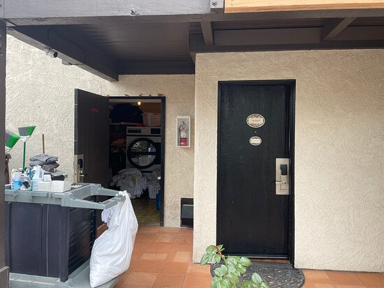 蜂鸟假日酒店