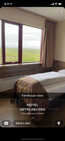 斯米尔拉柏格酒店主图