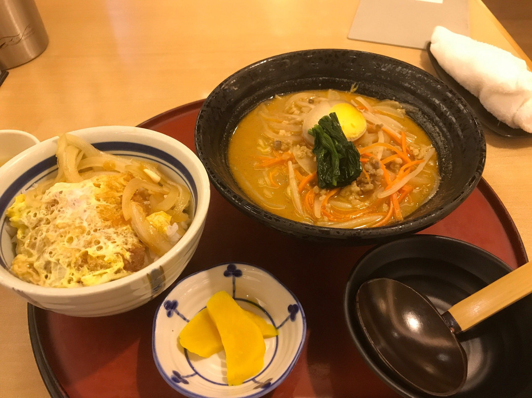 盛贺美(愚园路店)
