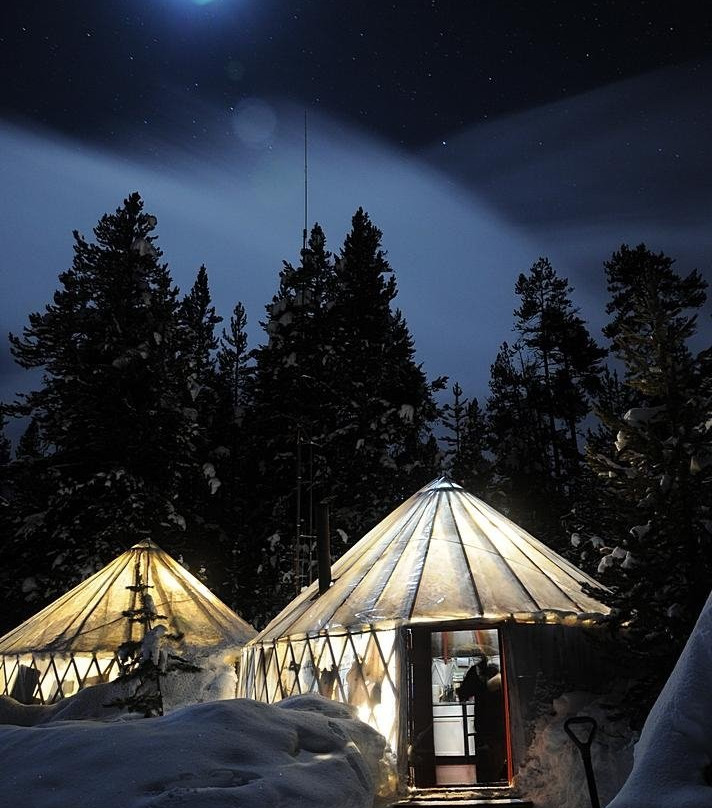 Yellowstone Expeditions-西黄石镇必去景点