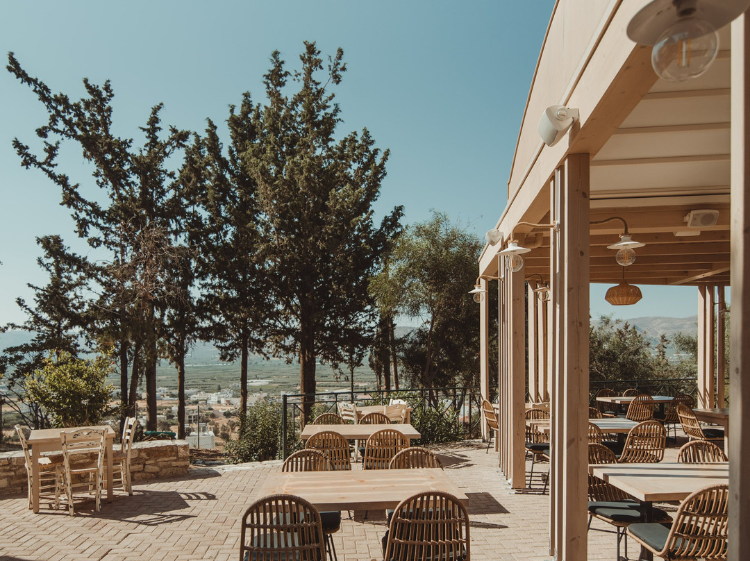 Koule Cafe Bar Restaurant