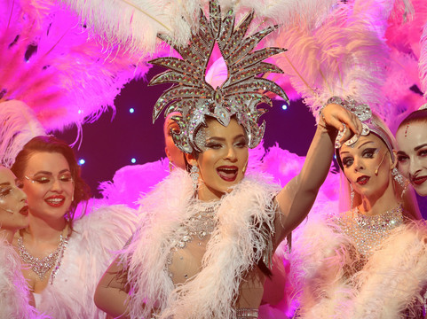 Czech Cabaret Show-布拉格必去景点