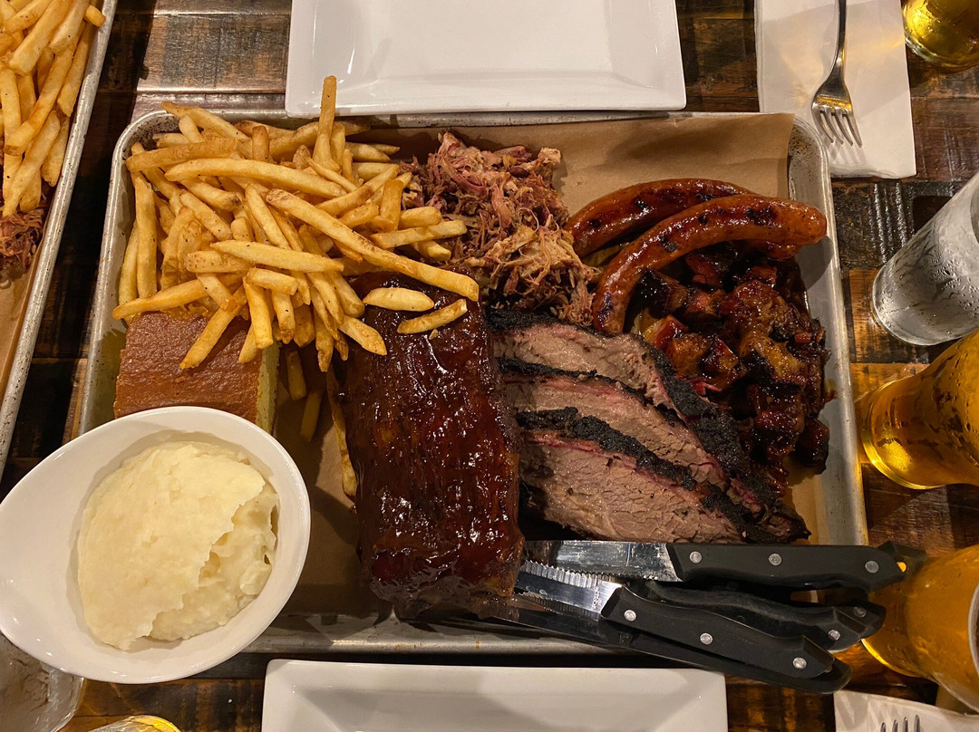 Black Dog Bar & Grill