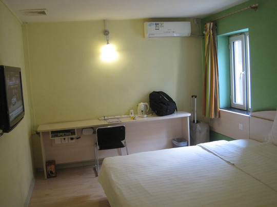 7天长春火车站店主图