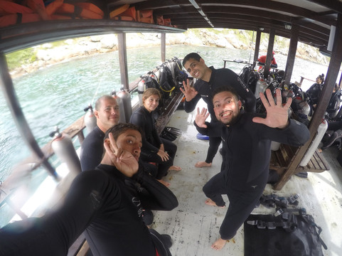 Master Dive Escola de Mergulho-阿拉伊阿尔港必去景点