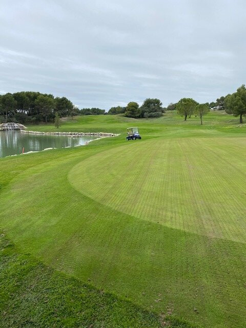 Golf de Saumane景点图片