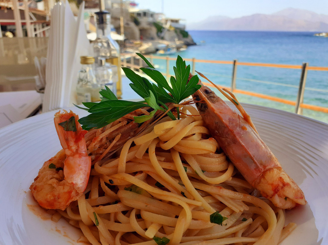 2 Friends Seaside Deluxe Premium Restaurant - Wine Bar