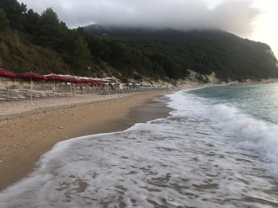 Stabilimento balneare da Roberto-Sirolo必去景点