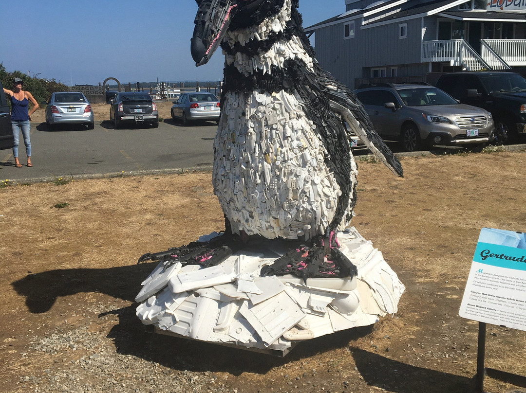 Washed Ashore Gallery & Workshop-班登必去景点