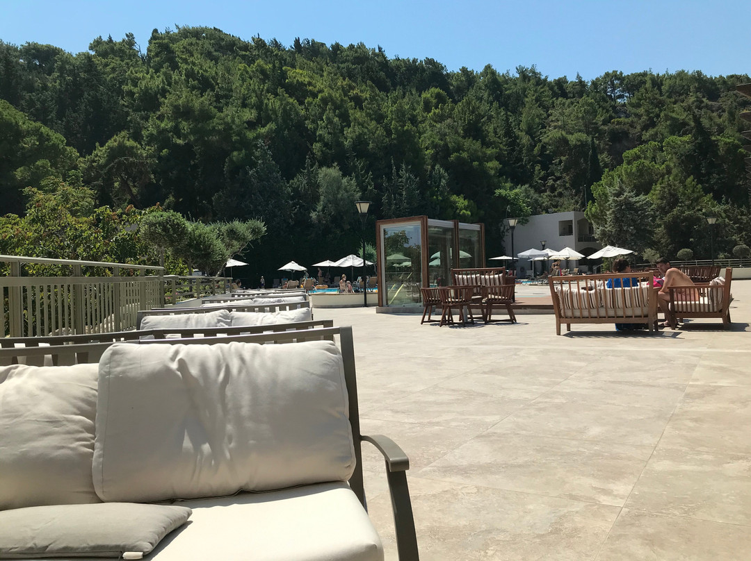 Amus Hotel & Spa主图