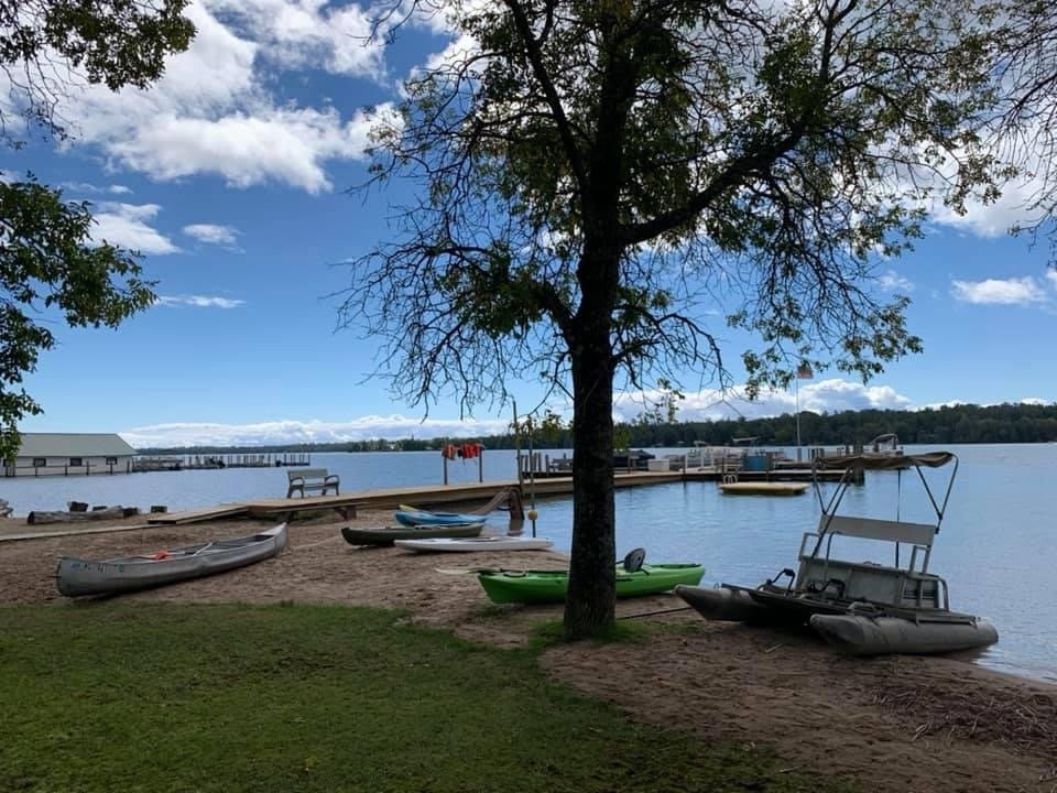 Hills Point Resort主图