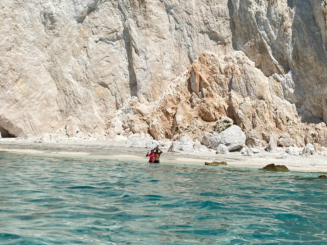 Kefalonia Boat Rental-阿尔戈斯托利翁必去景点