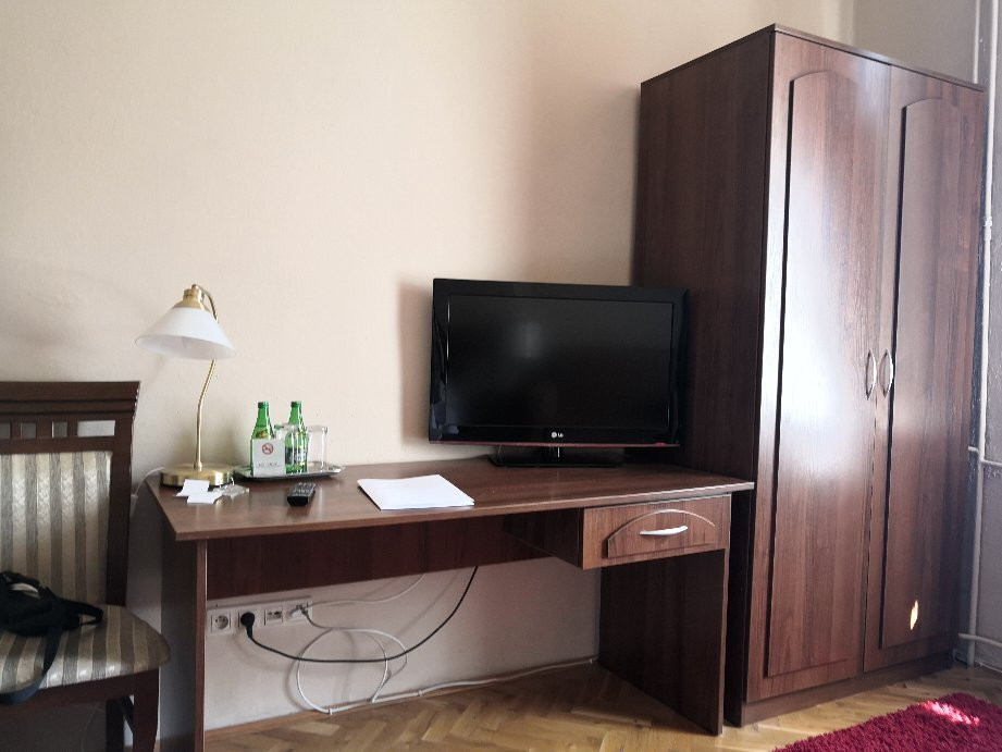Dwor Zbozenna主图