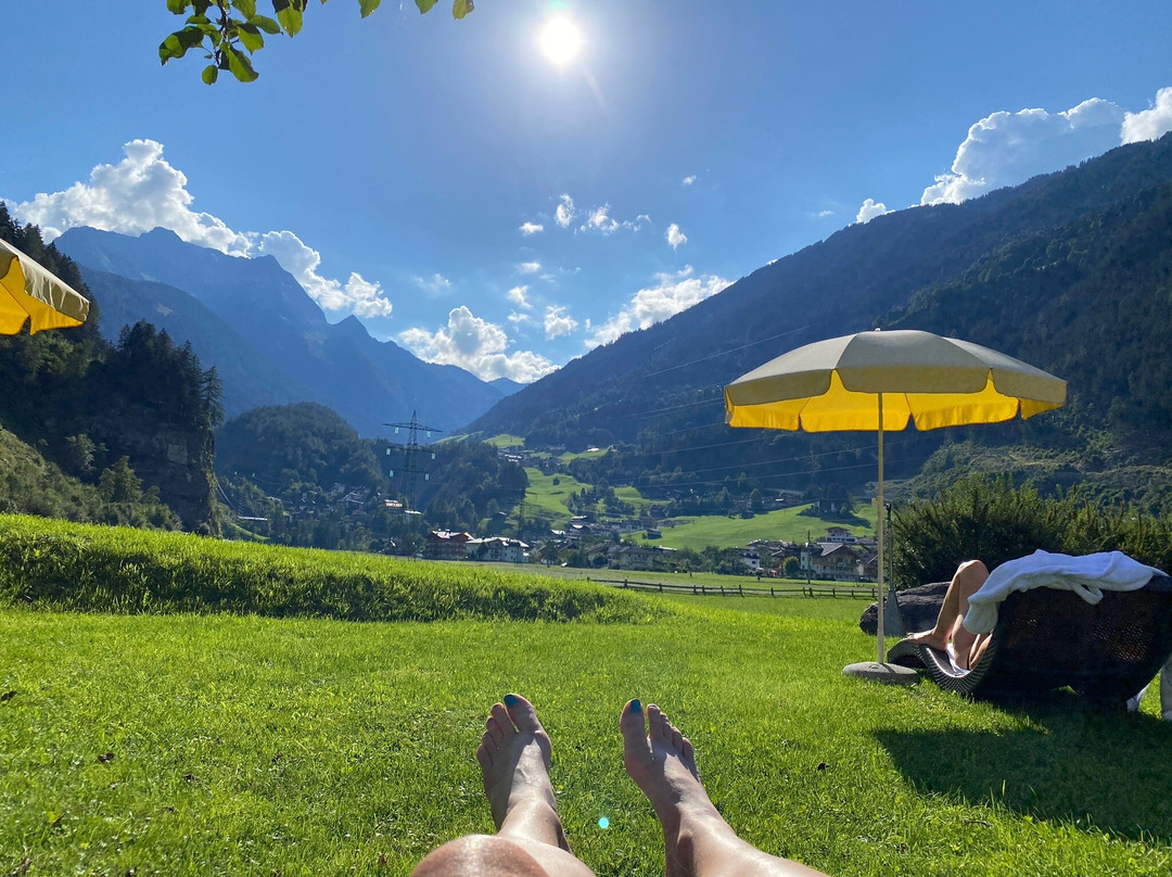 齐勒河谷酒店主图