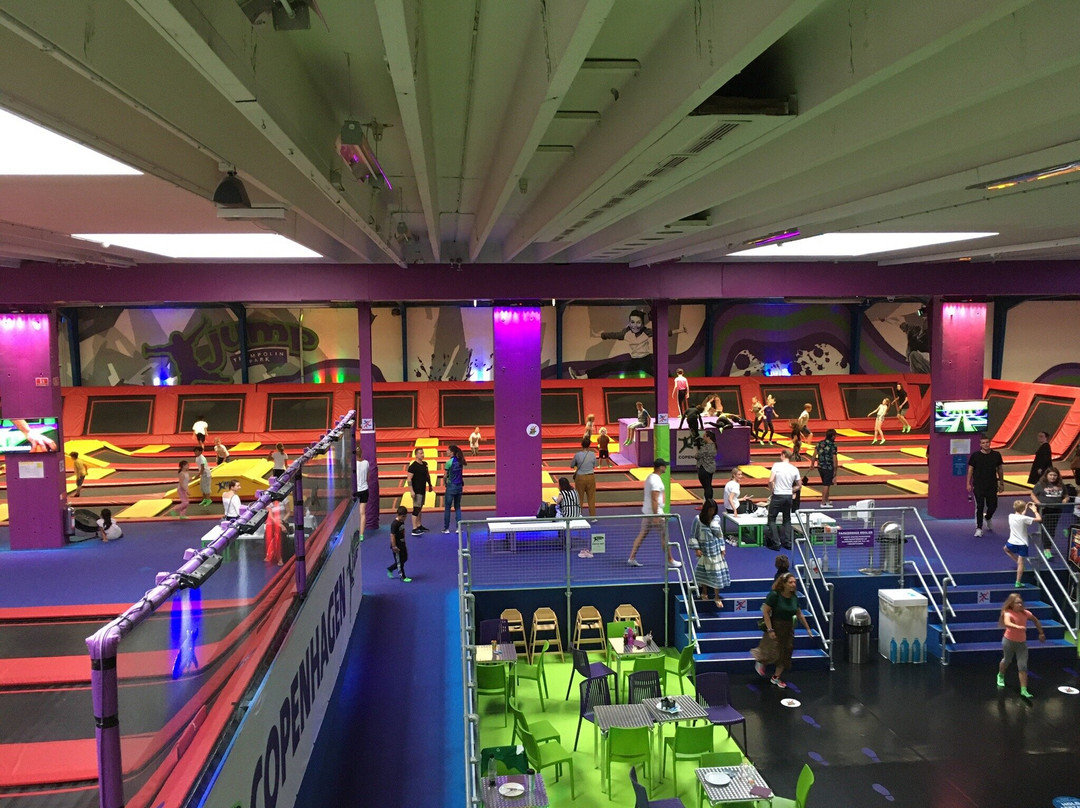 Xjump Trampoline Park景点图片