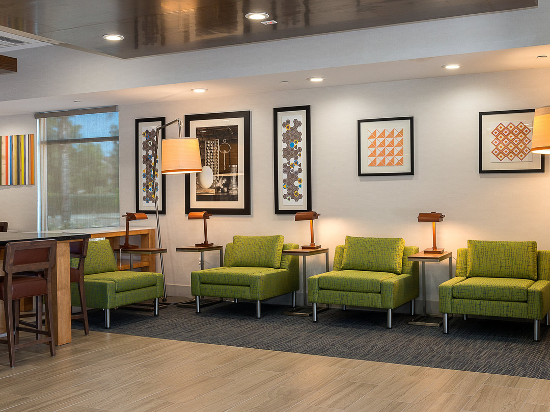 Holiday Inn Express Fullerton - Anaheim By IHG主图