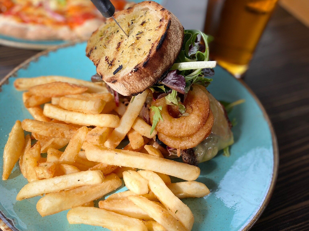 The Stirling Arms Hotel主图