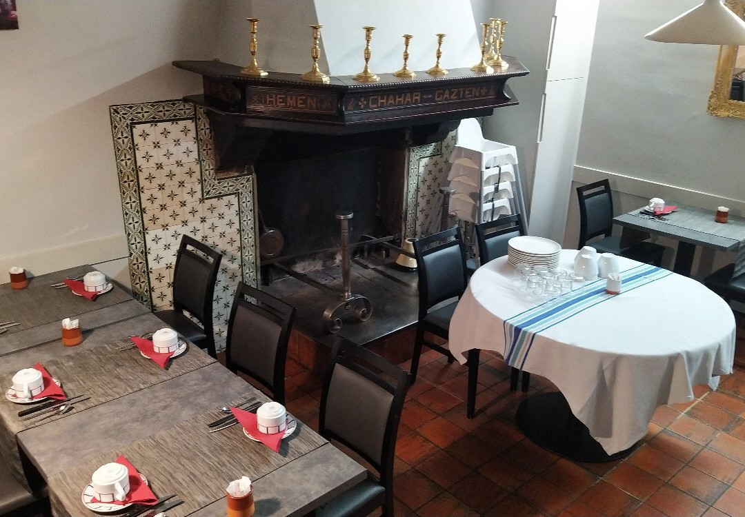 Logis Hotel Du Chene主图