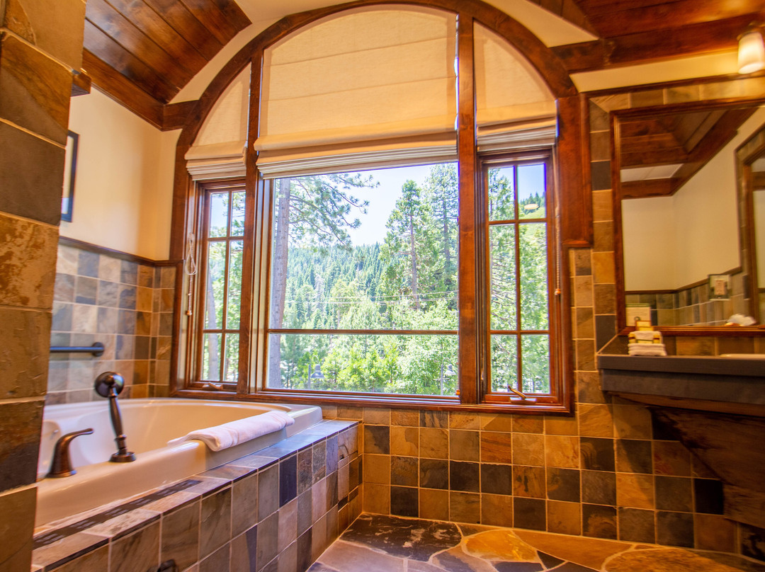 West Shore Cafe and Inn主图