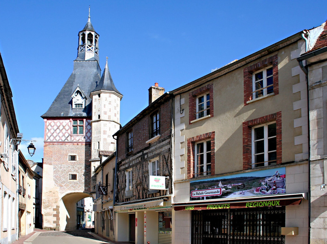 Le Beffroi de Saint-Fargeau-Saint-Fargeau必去景点