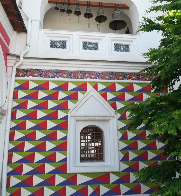 Svyatykh Tsarstvennykh Muchenikov i Starosterptsev Church景点图片