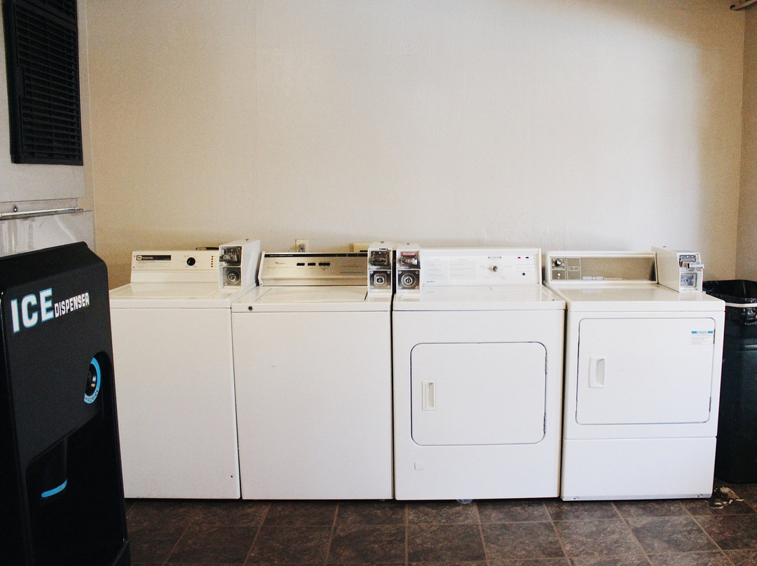 Days Inn by Wyndham Show Low主图