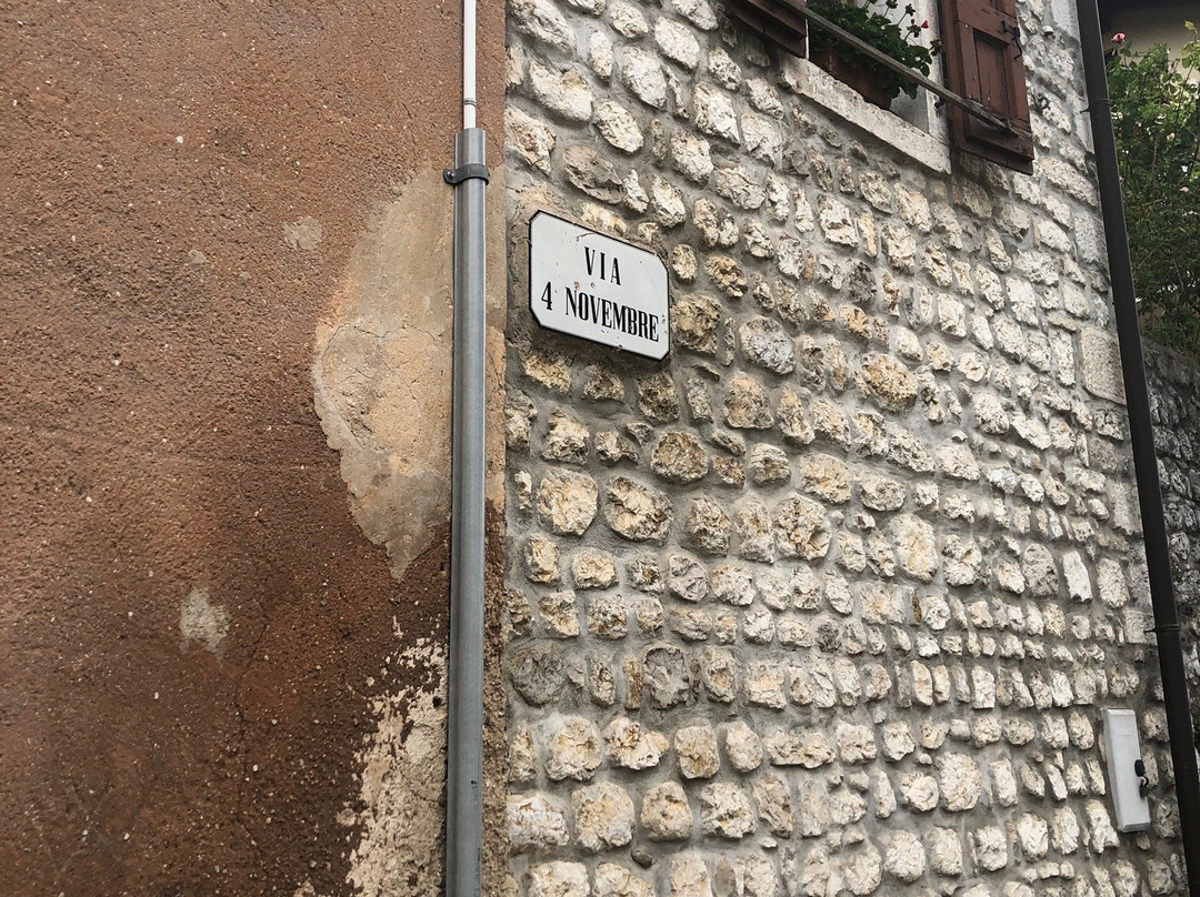 Casa Cristofori-阿维亚诺必去景点