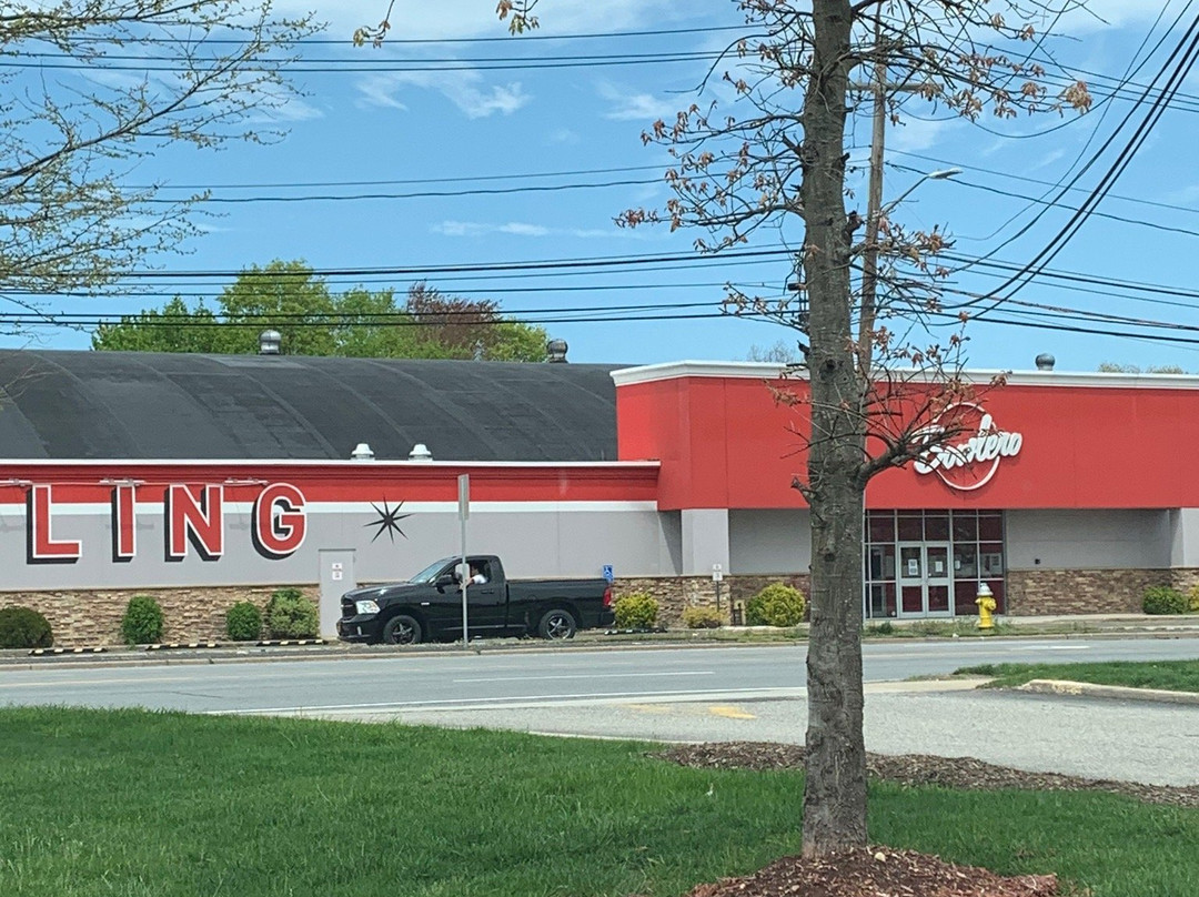 Bowlero-Commack必去景点