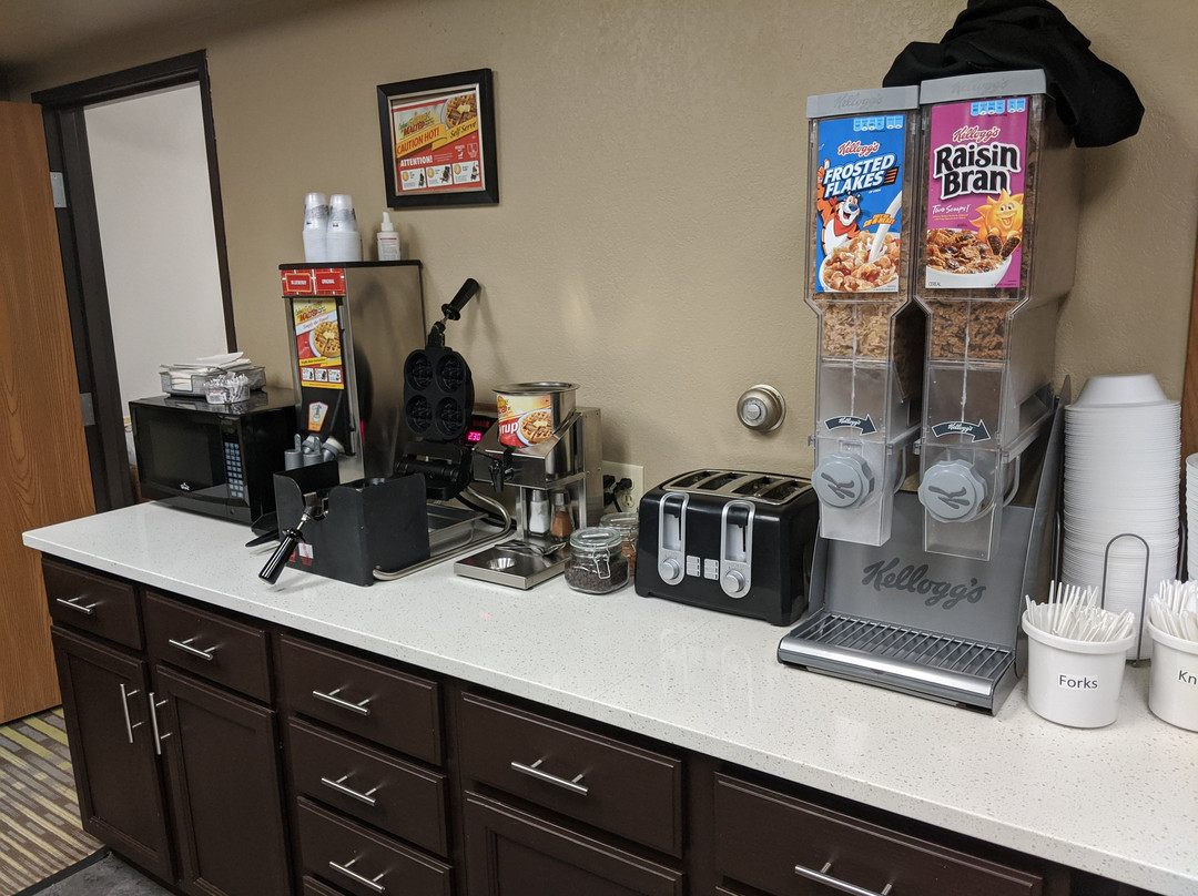 Super 8 by Wyndham Storm Lake主图