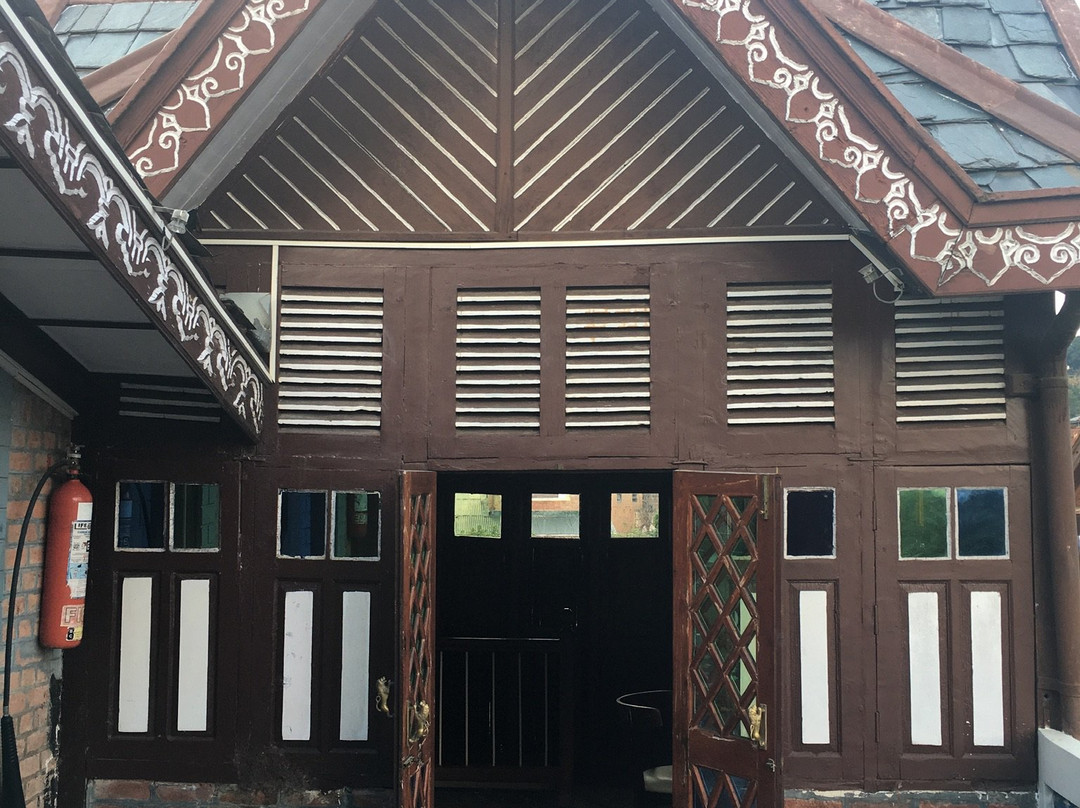 The Chateau Garli主图