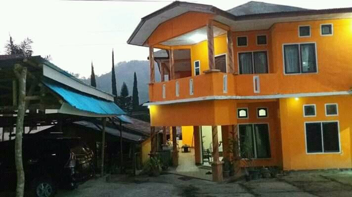 Vernando Orange Homestay